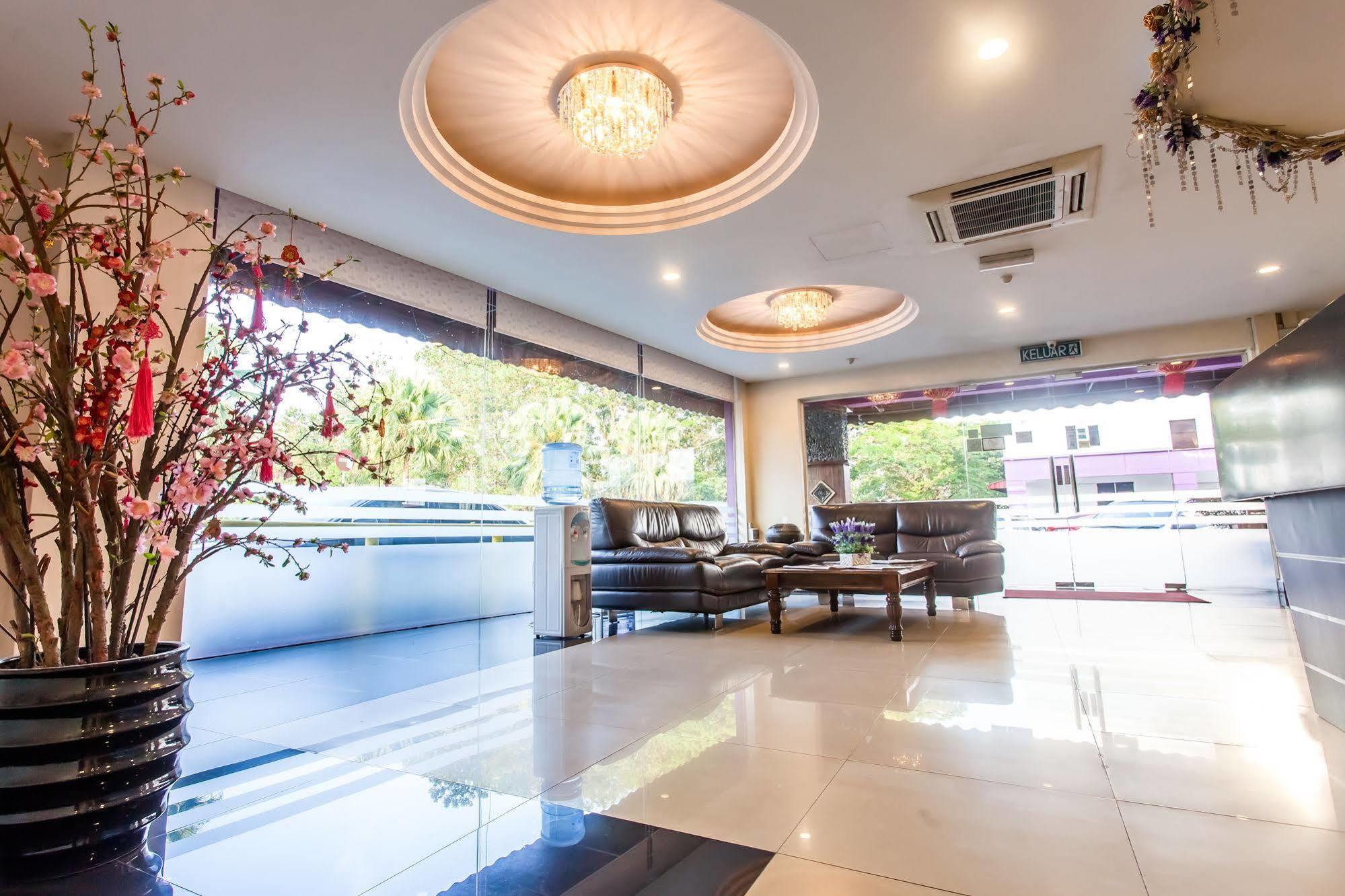 Lavender Inn Nusa Bestari Джохор-Бару Экстерьер фото