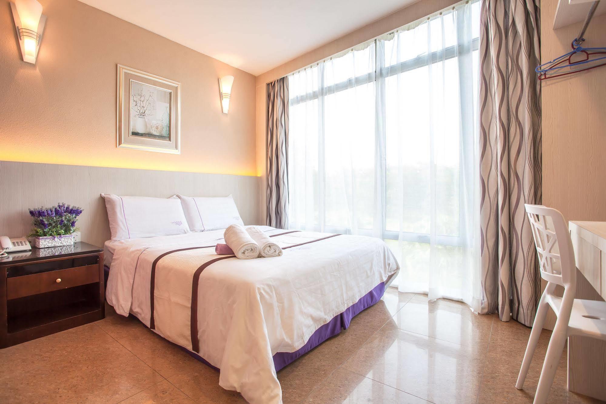 Lavender Inn Nusa Bestari Джохор-Бару Экстерьер фото