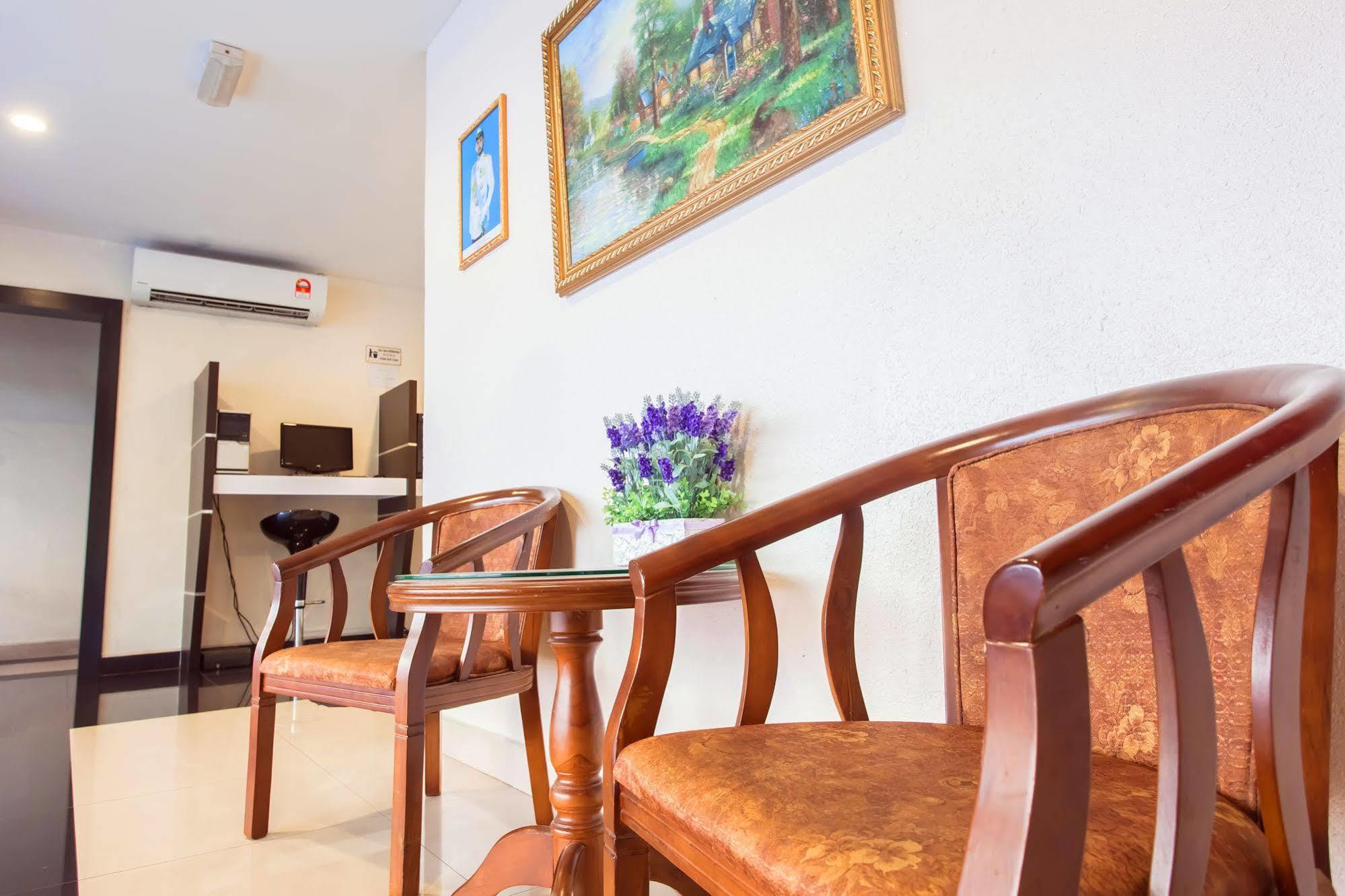 Lavender Inn Nusa Bestari Джохор-Бару Экстерьер фото
