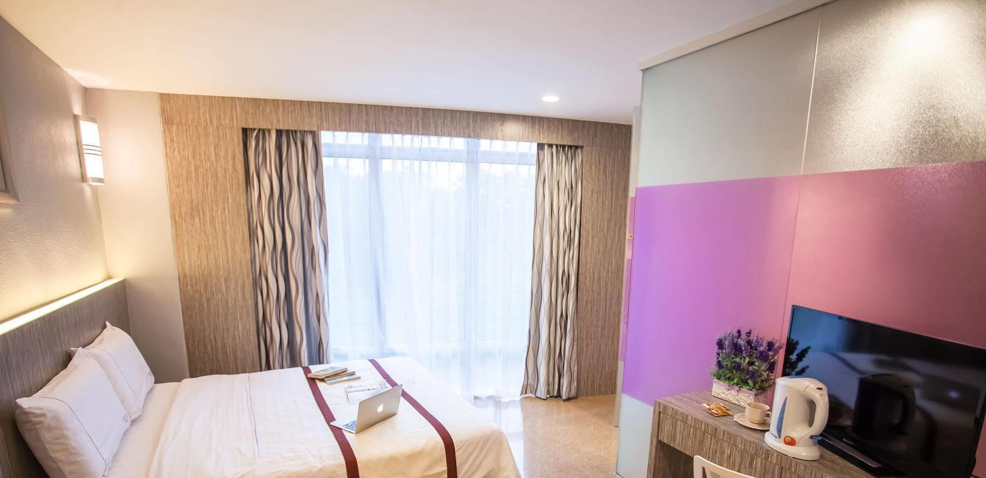 Lavender Inn Nusa Bestari Джохор-Бару Экстерьер фото